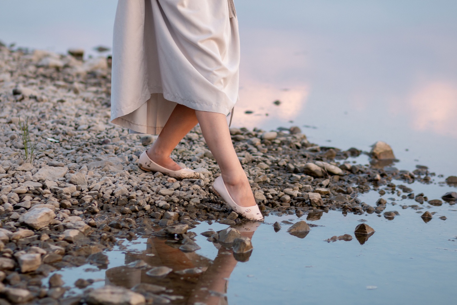 How to Style Ballet Flats: The Complete Guide to Wearing Them Well